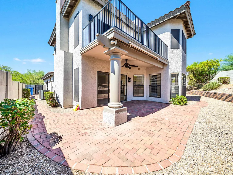 Beautiful relaxing backyard at Lookout Mountain. Near shopping, schools, and the greater Phoenix area.