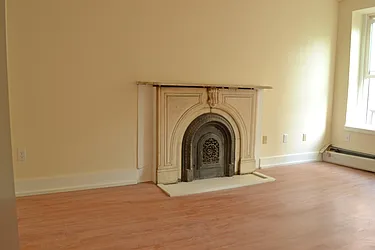 Rented by Patricia Greathouse, LREB