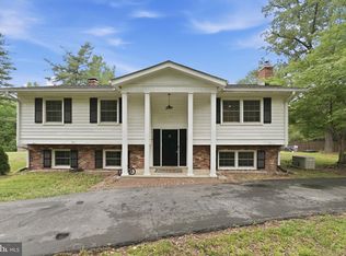 9375 Westfield Dr, White Plains, MD 20695