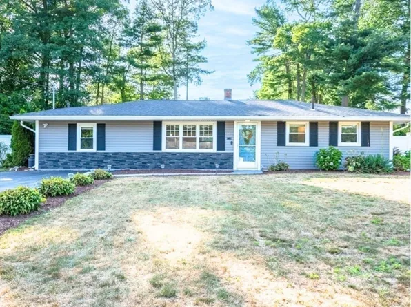 89 Sully Rd, Raynham, MA 02767