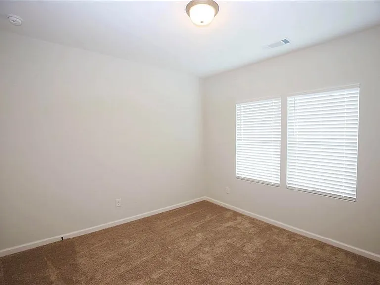 2225 Whistler Way NE — Photo 15