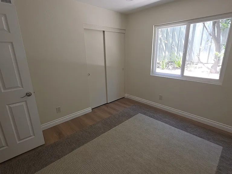 2794 Parkview Dr — Photo 24