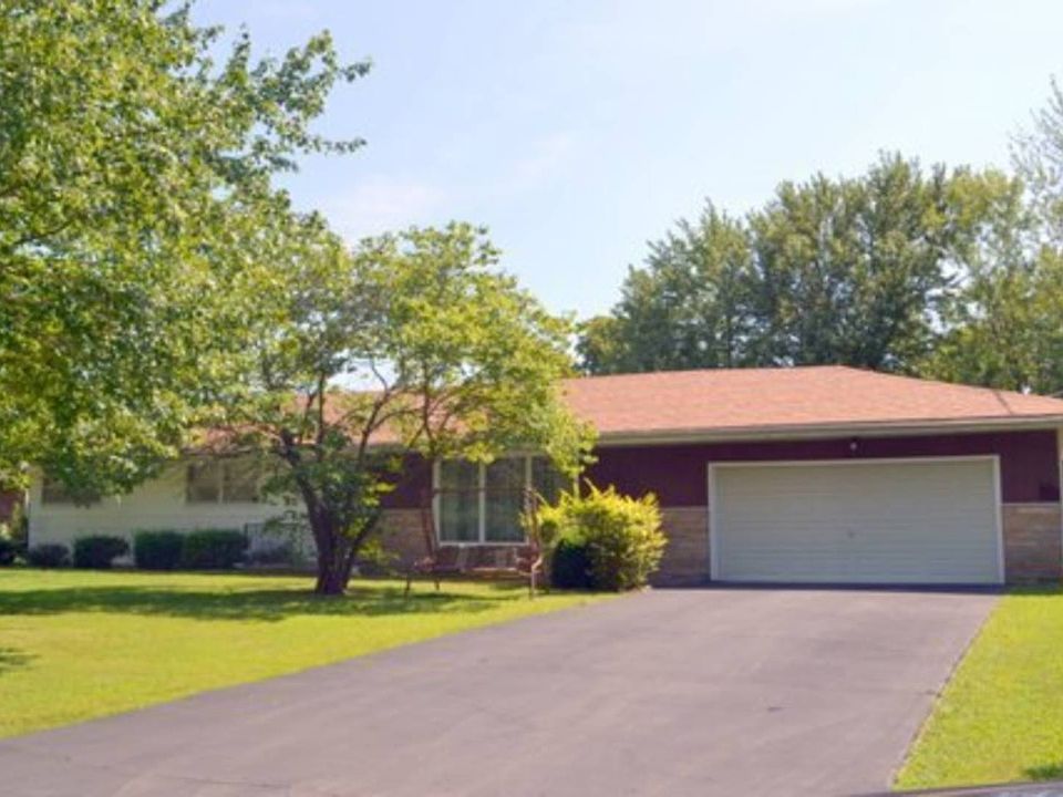 1st image of 15139 Circle Dr
