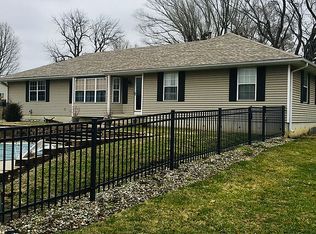 119 N 4th St, Odessa, MO 64076