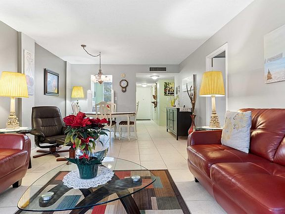3rd image of 2900 NW 48th Terrace #319