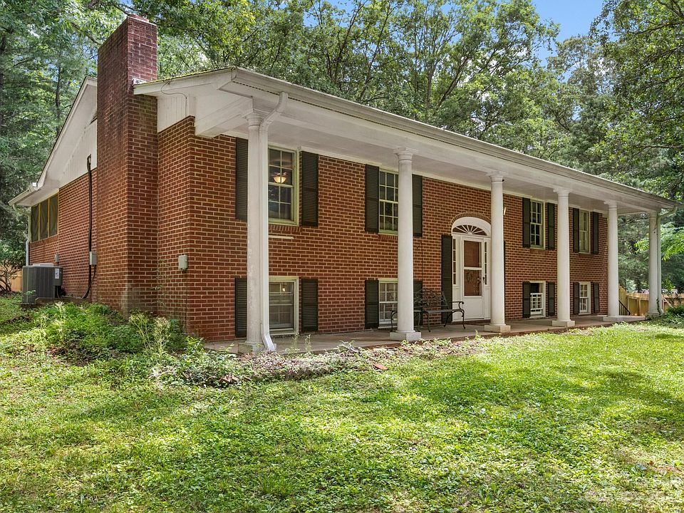 100 Brightwater Heights Dr, Hendersonville, NC 28791 MLS CAR4042520