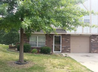 1604 NW Cardiff Dr, Blue Springs, MO 64015