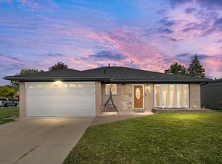 37400 Hacker Dr, Sterling Heights, MI 48310
