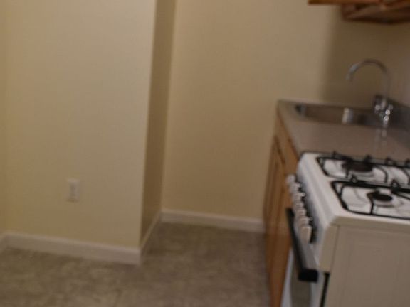 3rd image of 9102 111th St APT 1A