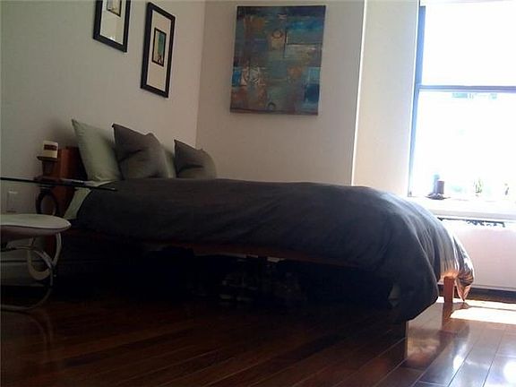 3rd image of 82 Beaver St APT 1103