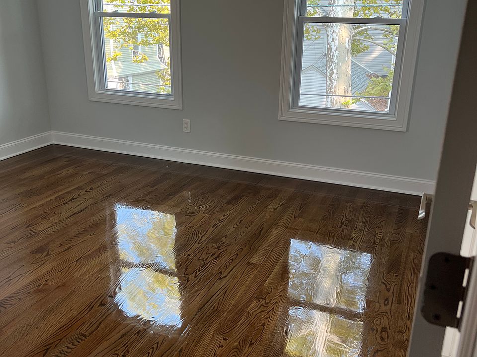 1st image of 144 N 15th St Floor 2