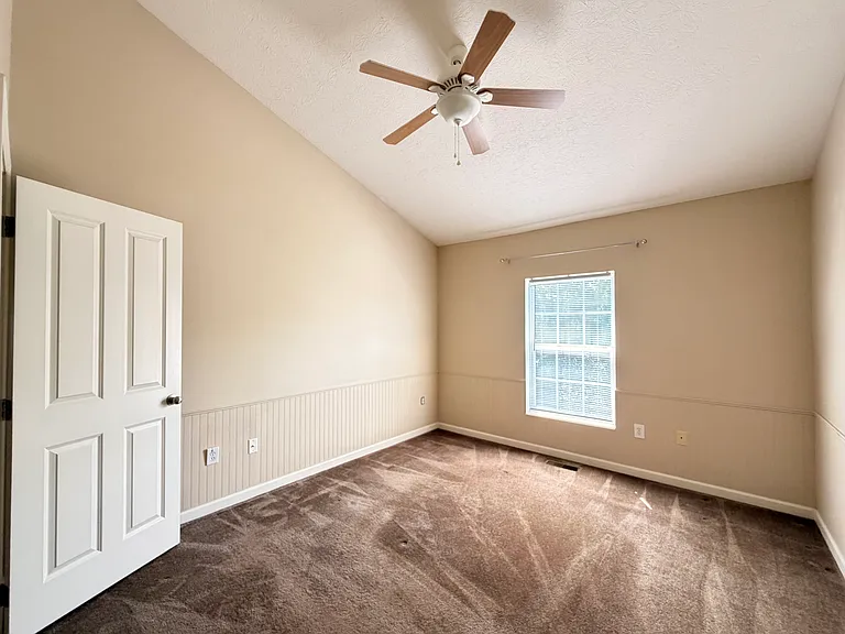 7408 Cayman Ln — Photo 14