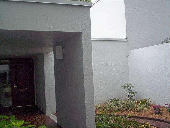 2nd image of 4135 Northmeadow Cir
