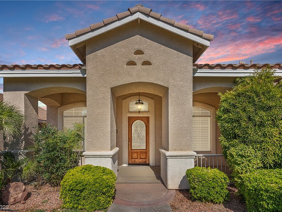1st image of 302 Canyon Spirit Dr