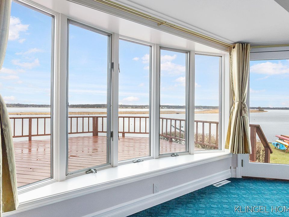 553 Gidley Cir Grand Haven MI Zillow