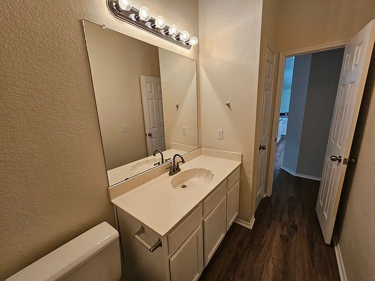 4320 Palmdale Dr — Photo 16