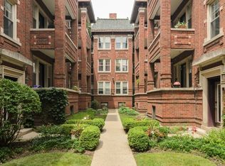 958 W Cuyler Ave APT 3S, Chicago, IL 60613