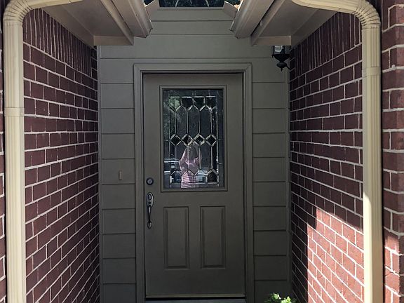 Warm, inviting entrance