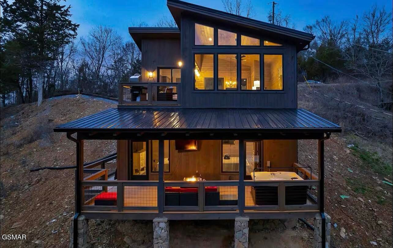 洋書 Mountain Houses 1508 Mountain Dr, Sevierville, TN 37876 | MLS #307716 | Zillow