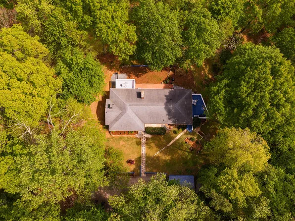 31 Mount Bolus Rd, Chapel Hill, NC 27514