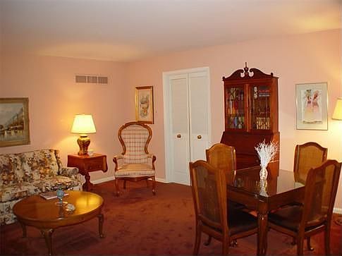 5th image of 8863 Woodfox Dr