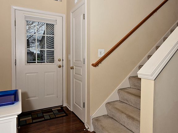 3rd image of 113 W Buckingham Dr #0