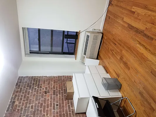 Rented by Helm Management | media 7