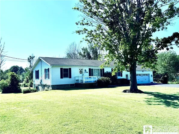 9245 Mathews Rd, Portland, NY 14769