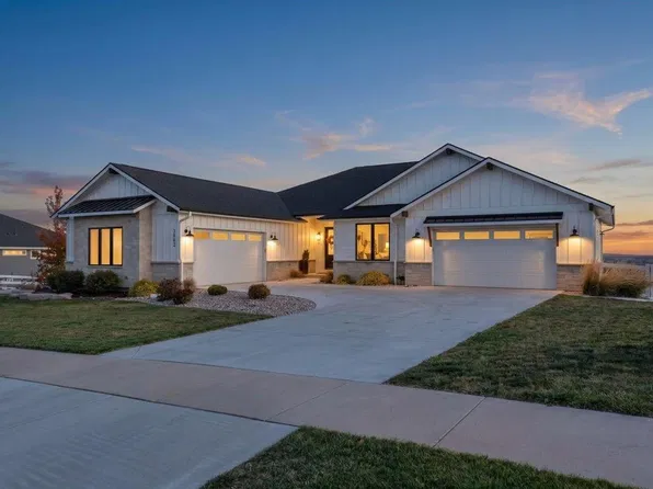 3802 Bridle Ridge Cir, Severance, CO 80524