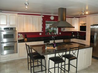 17530 Minnehaha St, Granada Hills, CA 91344