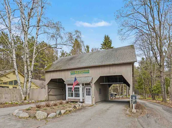 3797 Topside Dr, Harbor Springs, MI 49740