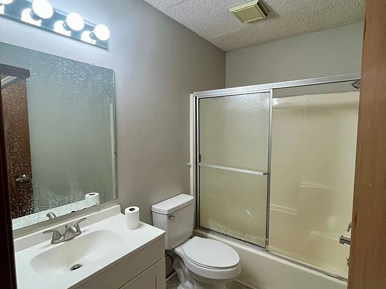 105 Laurel Dr — Photo 6