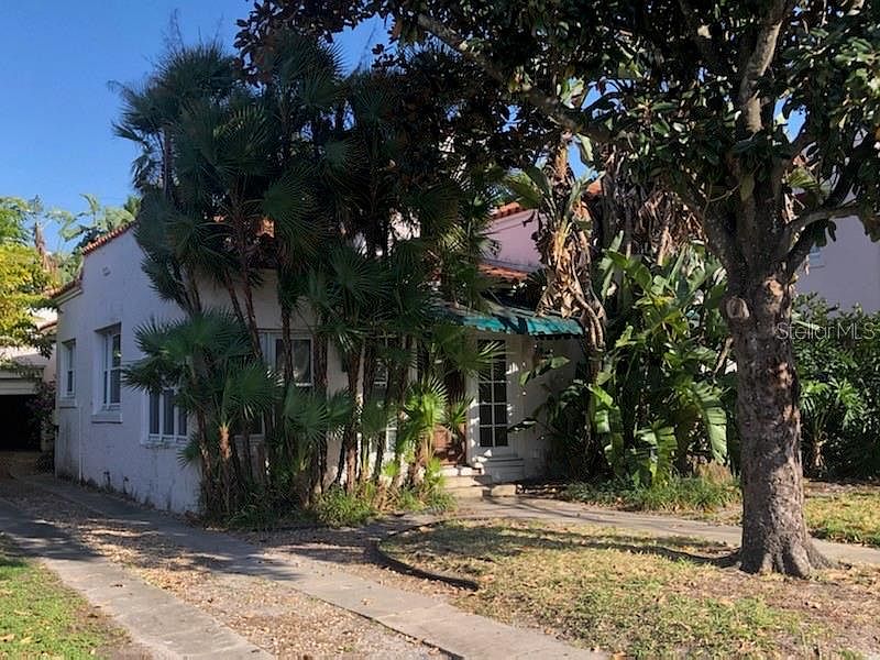 1st image of 25 Adalia Ave