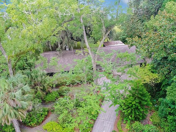 3rd image of 5644 Clifton Ave