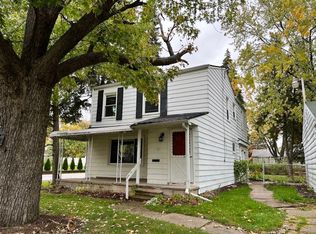101 Birchwood Ave, Troy, MI 48083
