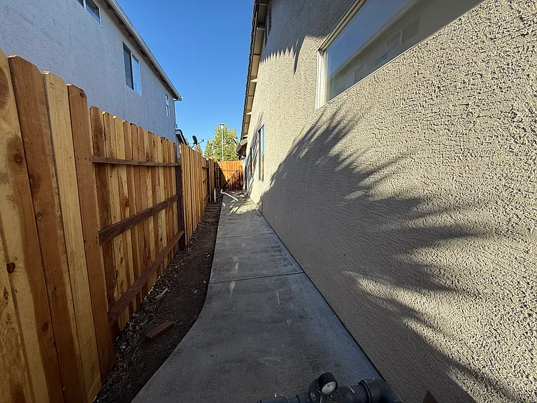 8568 Derlin Way — Photo 21