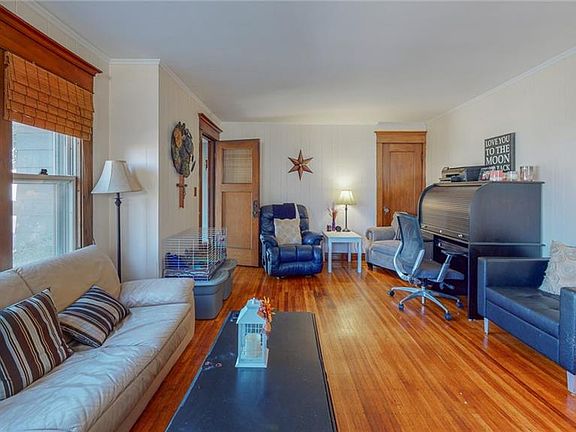 4th image of 190 Washington Ave