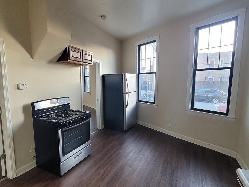 1st image of 2409 S Hoyne Ave #102