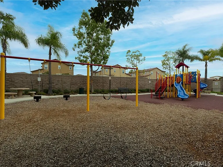 10510 Maple Ln — Photo 31