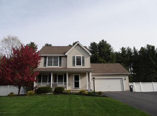 196 Farr Ln, Queensbury, NY 12804