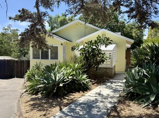 2371 Ivy Rd, Oceanside, CA 92054