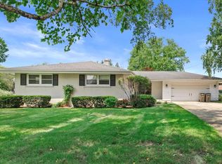 5216 86th St, Pleasant Prairie, WI 53158