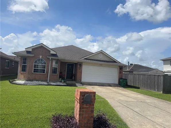 2282 N Village Green St, Harvey, LA 70058