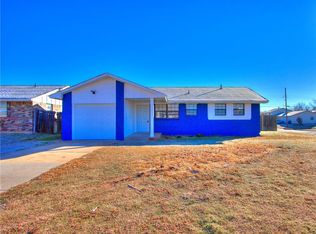 2400 Kings Rd, Moore, OK 73160
