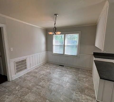 5th image of 2606 S Wright Rd