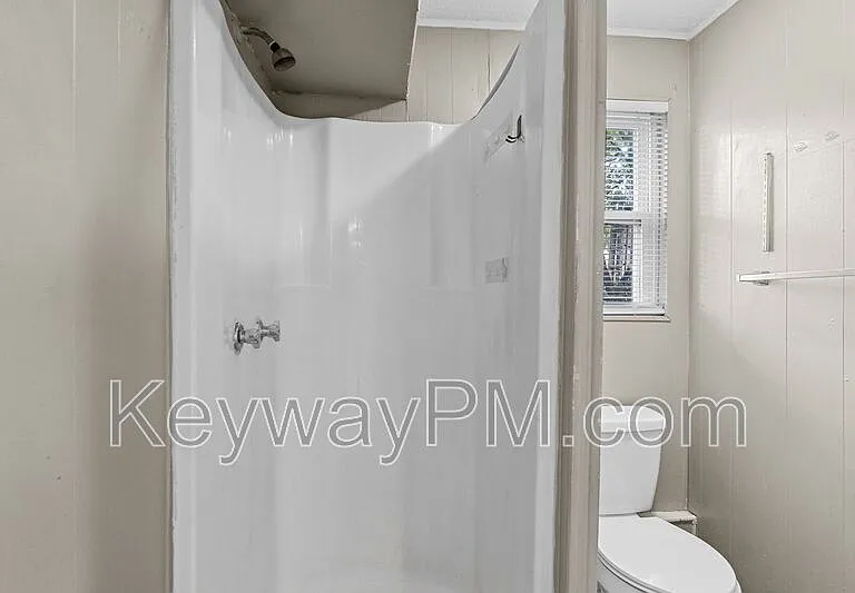 116 Argyle Ave #B — Photo 13