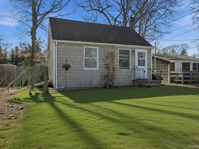 36 Woodlawn Avenue, Selden, NY, 11784