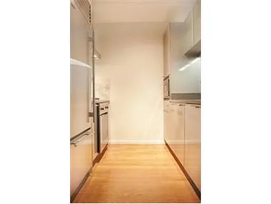 Rented by Douglas Elliman | media 7