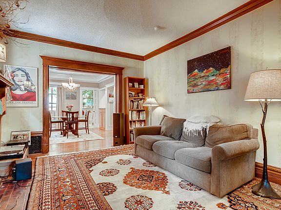 5th image of 1035 N Marion St #1