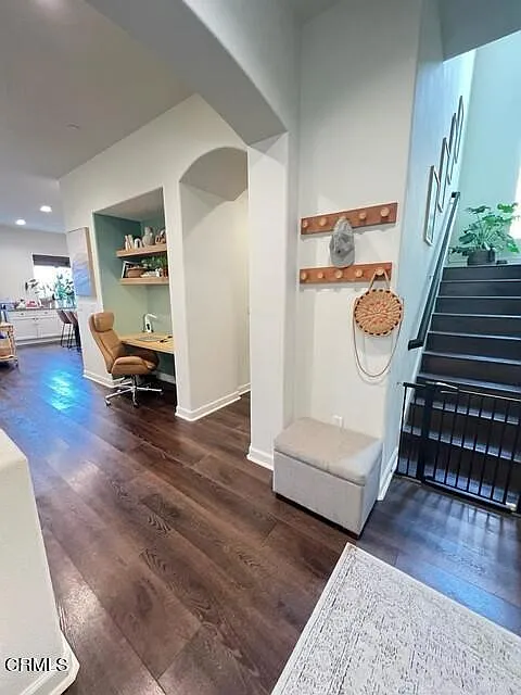 3 bed, 2.5 bath, 2440 sqft, $4,600 — Photo 3
